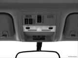  Courtesy lamps/ceiling controls photo